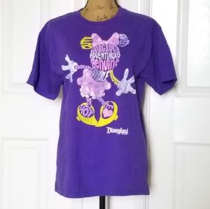 •Disney•Minnie Mouse• short sleeve - purple - M.